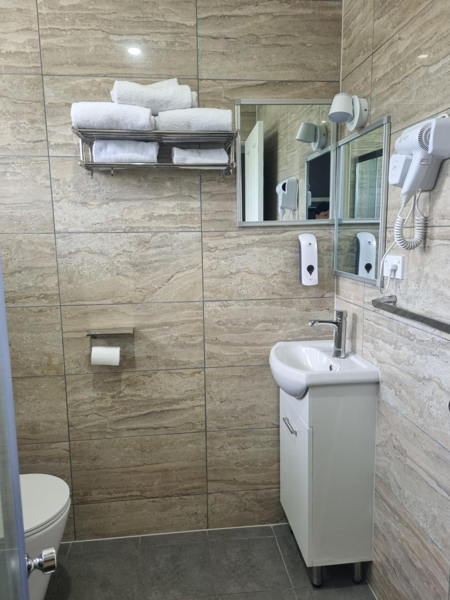 טארי All Seasons Country Lodge מראה חיצוני תמונה